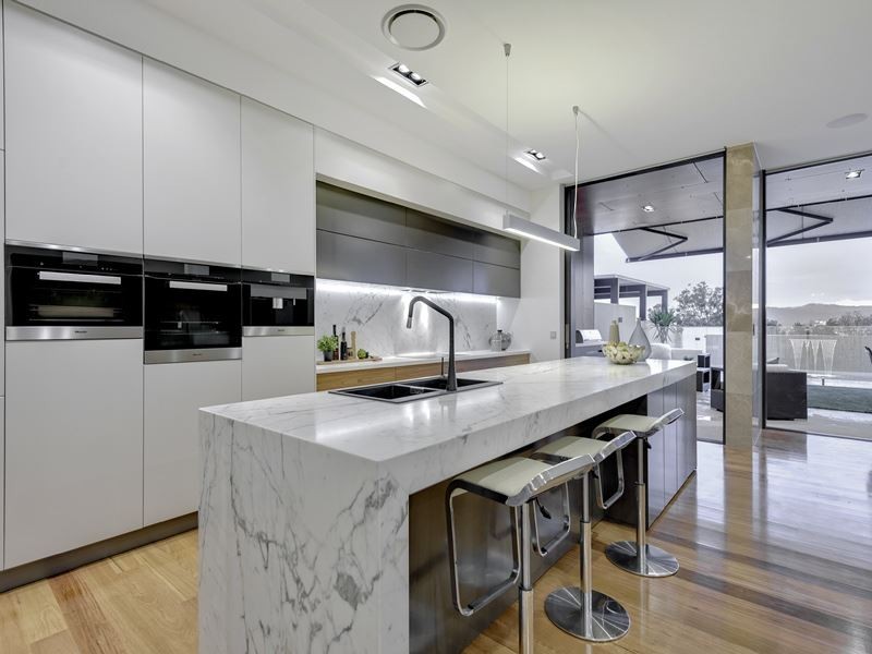 3 Rosebery Street, Highgate Hill QLD 4101