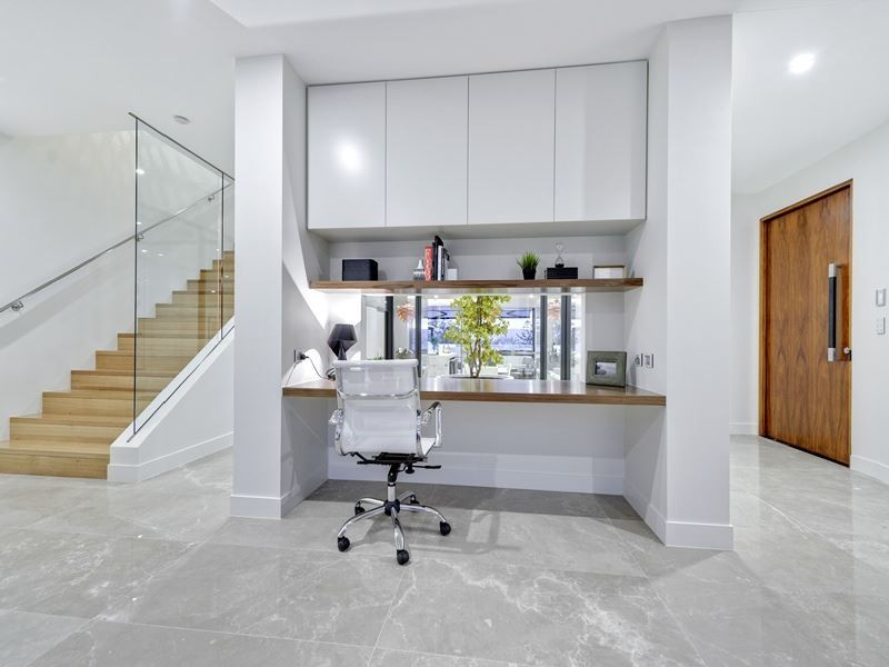 3 Rosebery Street, Highgate Hill QLD 4101