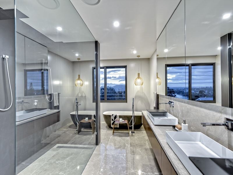 3 Rosebery Street, Highgate Hill QLD 4101