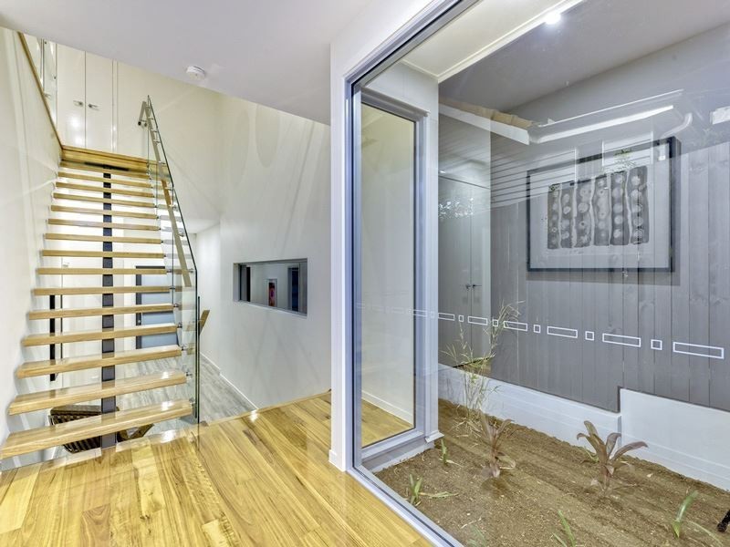 33 Downes Street, Tarragindi QLD 4121