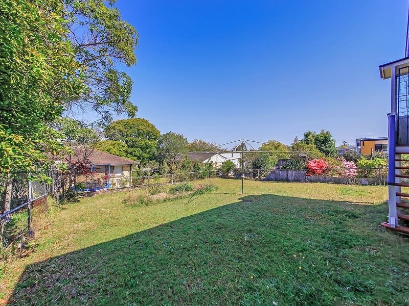 9 Gristock Street, Coorparoo QLD 4151