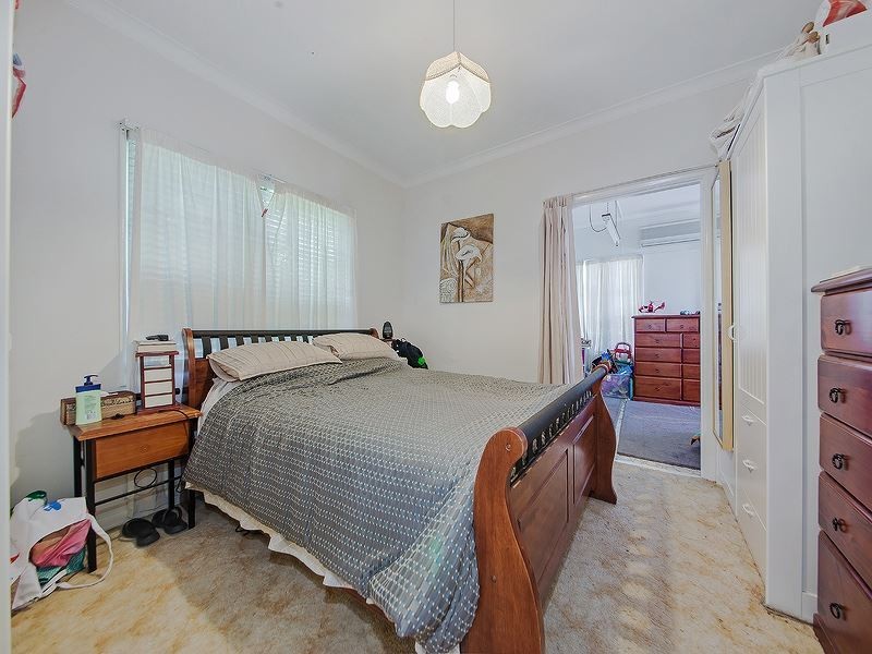 9 Gristock Street, Coorparoo QLD 4151