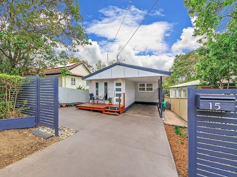 15 Joan Street, Norman Park QLD 4170