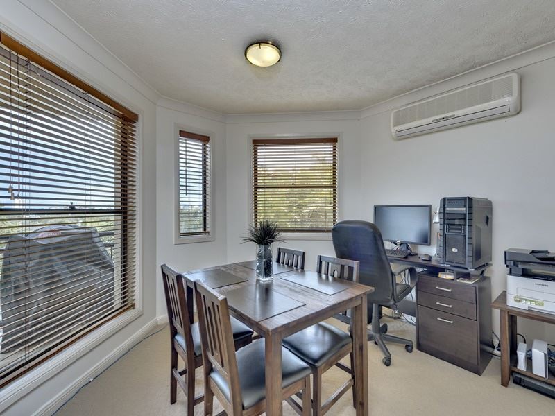 1/20 Norman Crescent, Norman Park QLD 4170