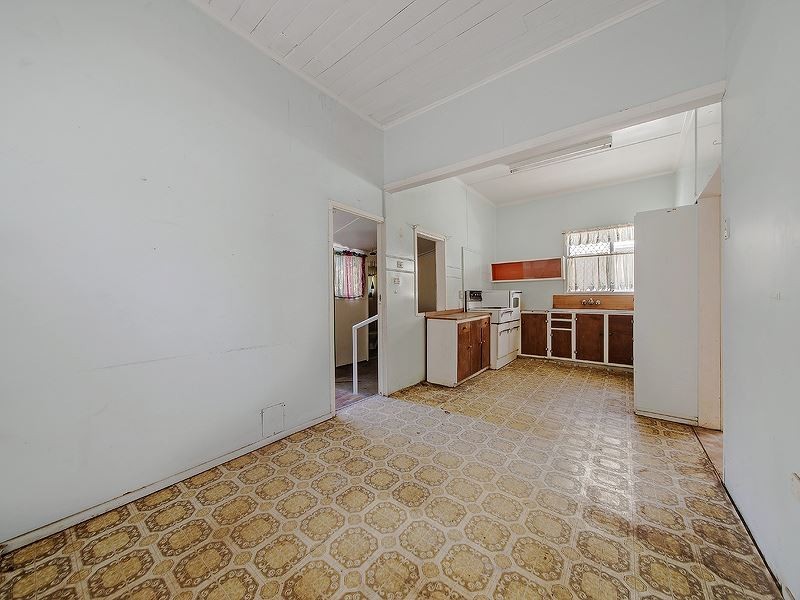 14 Norman Avenue, Norman Park QLD 4170