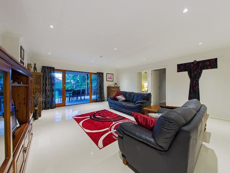 9 Glyn Street, Coorparoo QLD 4151