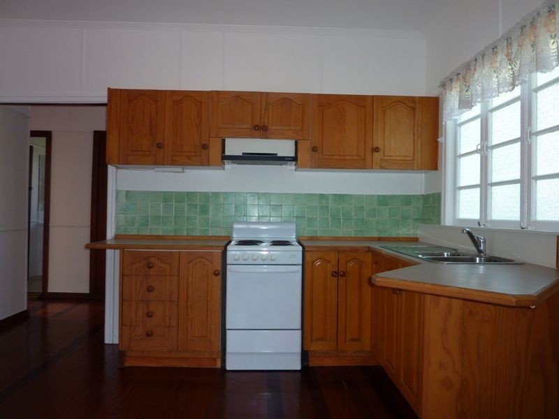 5 Cyril Street, Camp Hill QLD 4152