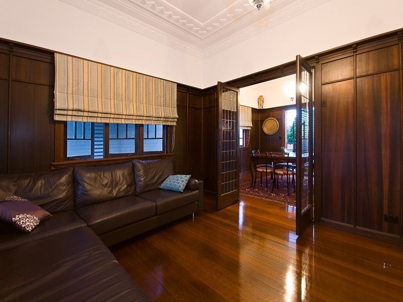 56 Henderson Street, Camp Hill QLD 4152