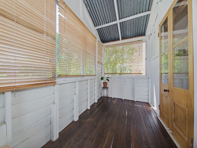 60 Henry Street, Greenslopes QLD 4120