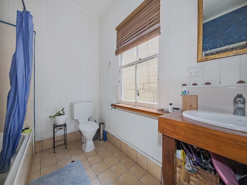 60 Henry Street, Greenslopes QLD 4120