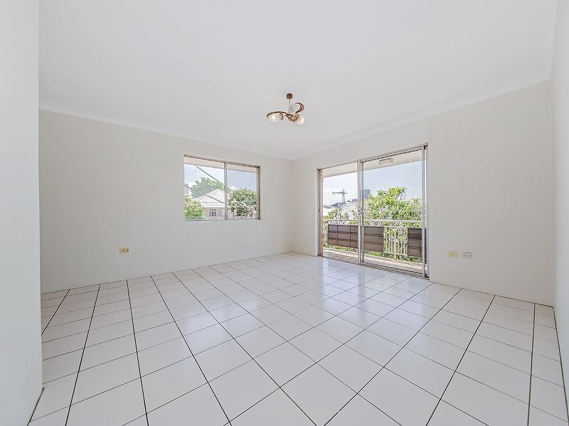 4/18 Wilton Street, Woolloongabba QLD 4102