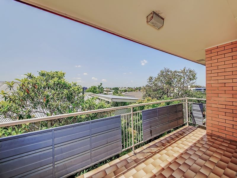 4/18 Wilton Street, Woolloongabba QLD 4102