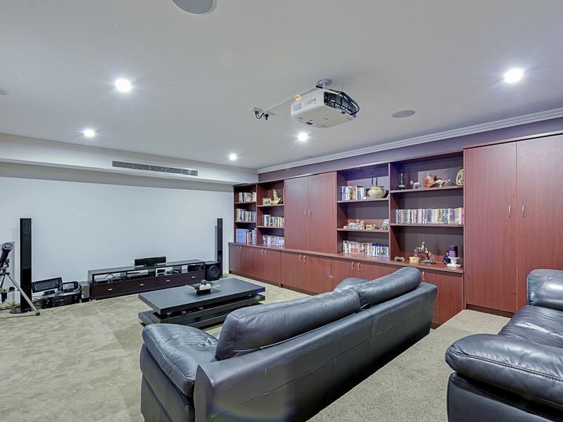 23 Faversham Street, Woolloongabba QLD 4102