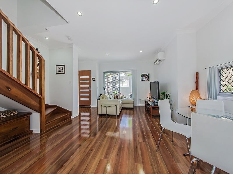 2/25 Cambridge Street, Carina Heights QLD 4152