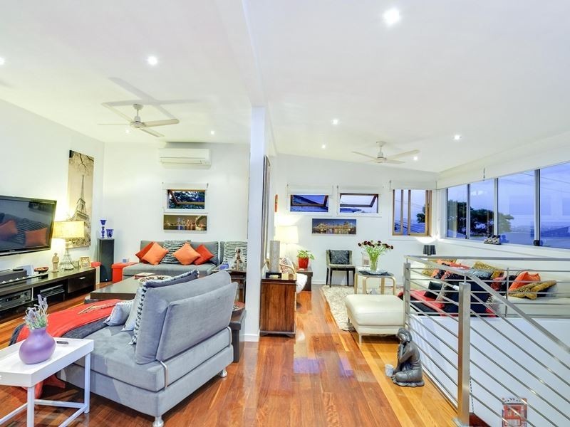 72 Newman Avenue, Camp Hill QLD 4152