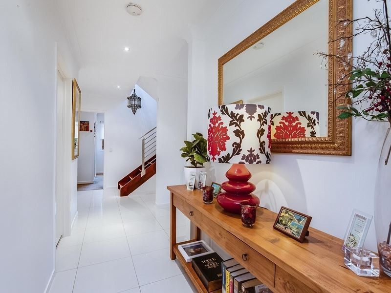 72 Newman Avenue, Camp Hill QLD 4152