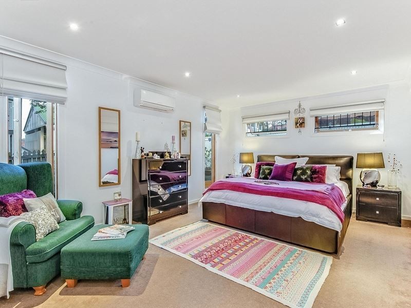 72 Newman Avenue, Camp Hill QLD 4152