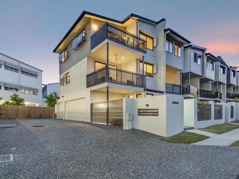 1/8 Clive Street, Annerley QLD 4103