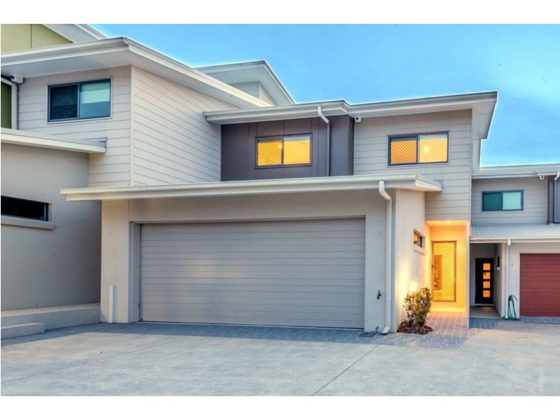 8/265 Cavendish Road, Coorparoo QLD 4151