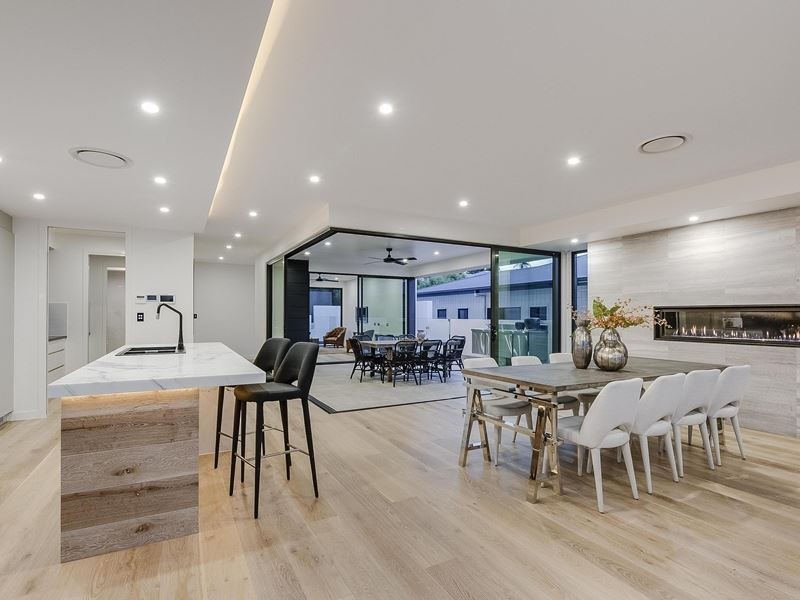 103A Martha Street, Camp Hill QLD 4152