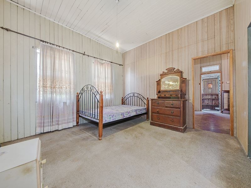 10 Ellis Street, Greenslopes QLD 4120