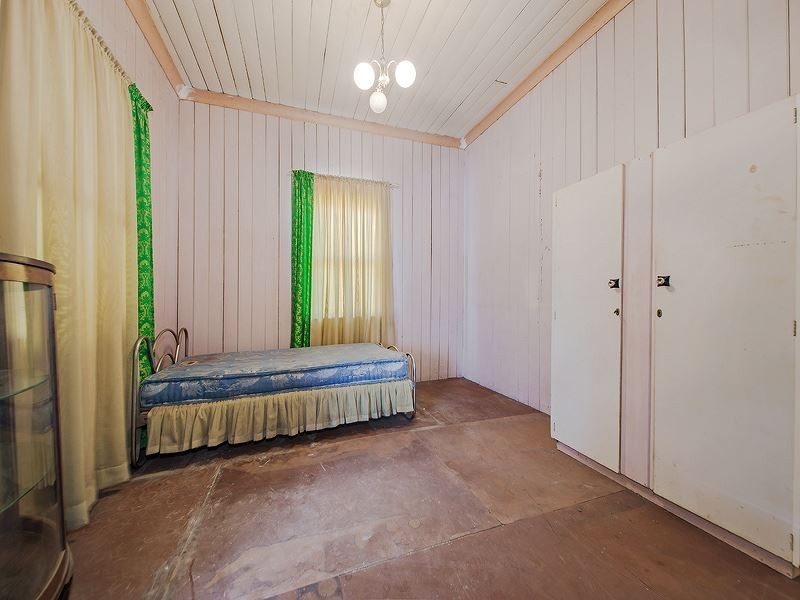 10 Ellis Street, Greenslopes QLD 4120