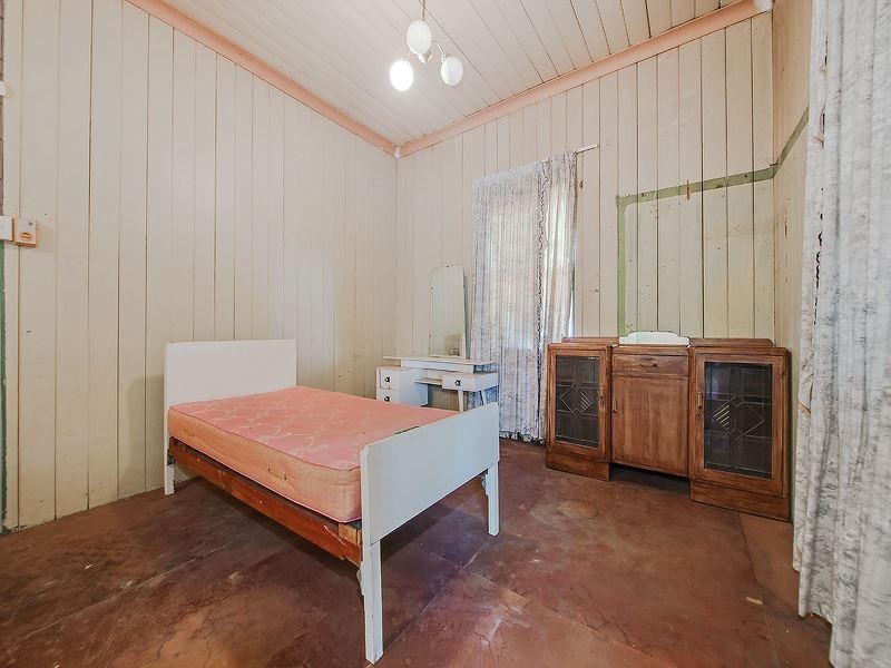 10 Ellis Street, Greenslopes QLD 4120