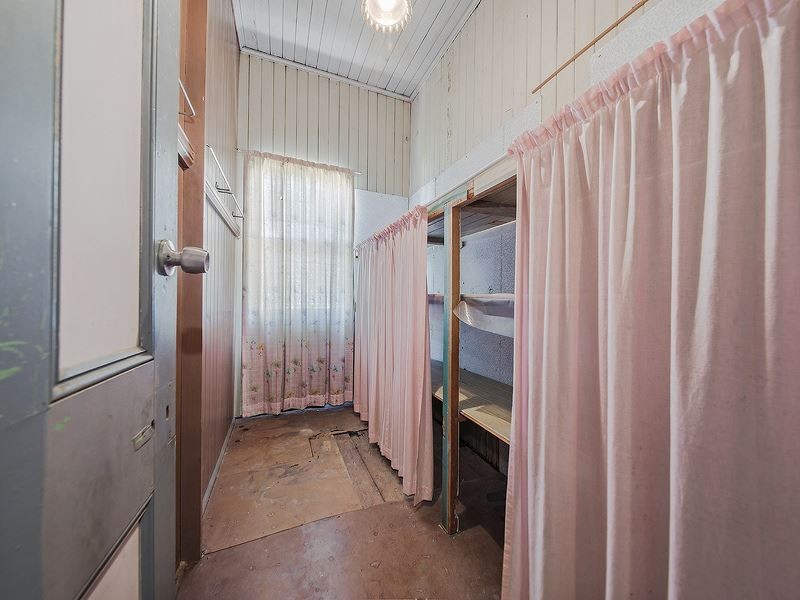 10 Ellis Street, Greenslopes QLD 4120