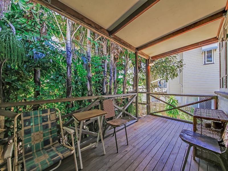 10 Ellis Street, Greenslopes QLD 4120