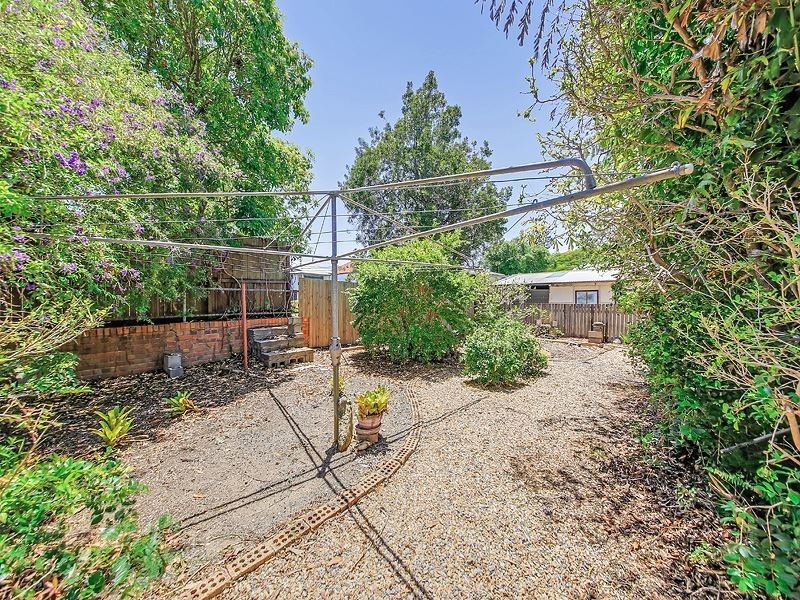 10 Ellis Street, Greenslopes QLD 4120