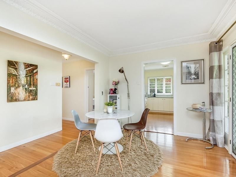 20 Newbolt Street, Holland Park QLD 4121