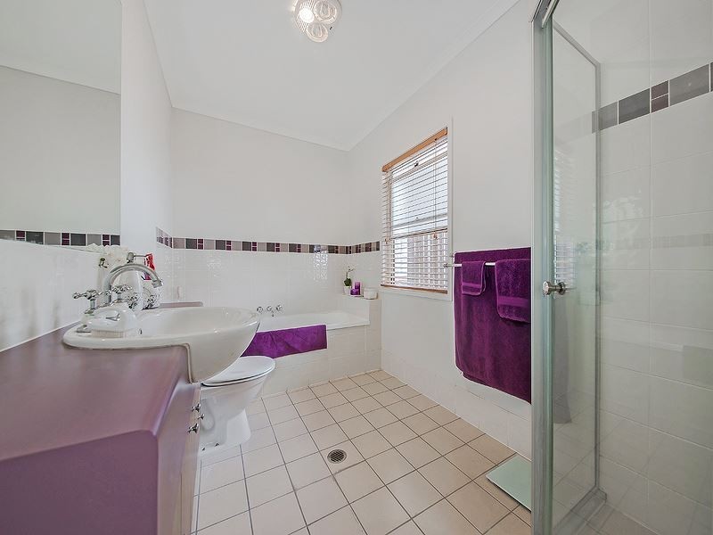 2/15 Banbridge Street, Kelvin Grove QLD 4059