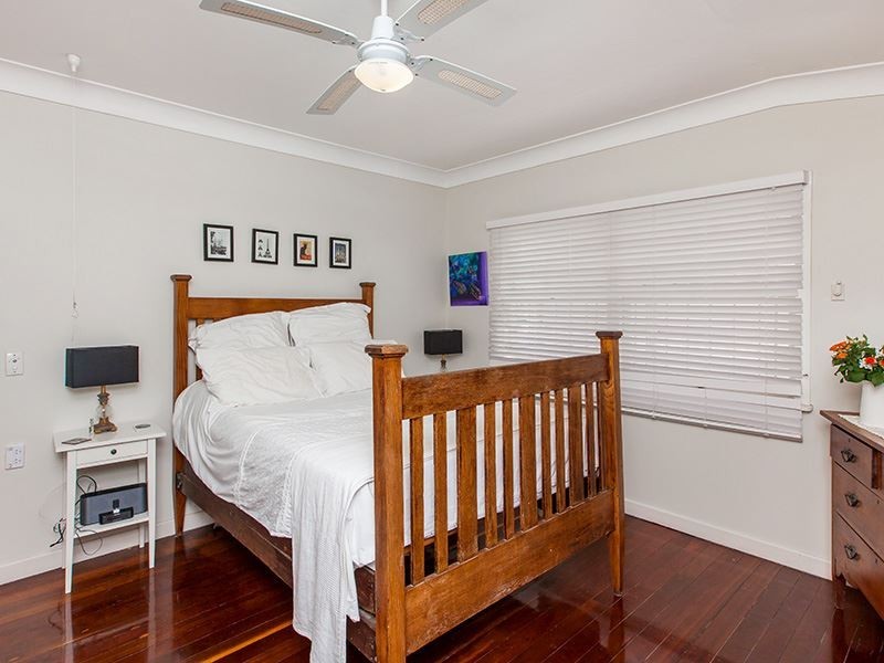 234 Chatsworth Road, Coorparoo QLD 4151