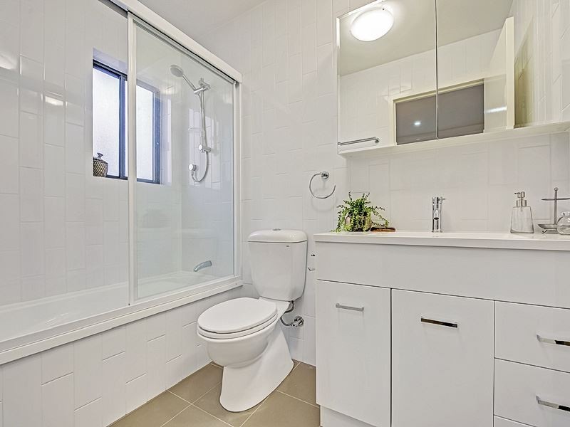 10/71 Dansie Street, Coorparoo QLD 4151