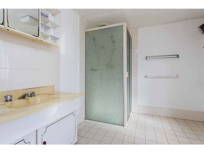 67 Brinawa Street, Camp Hill QLD 4152