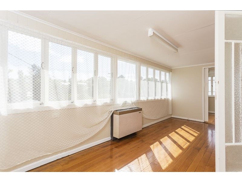 67 Brinawa Street, Camp Hill QLD 4152