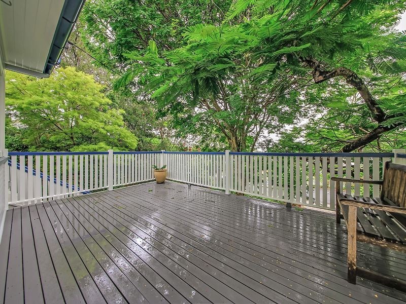 7 Beresford Terrace, Coorparoo QLD 4151