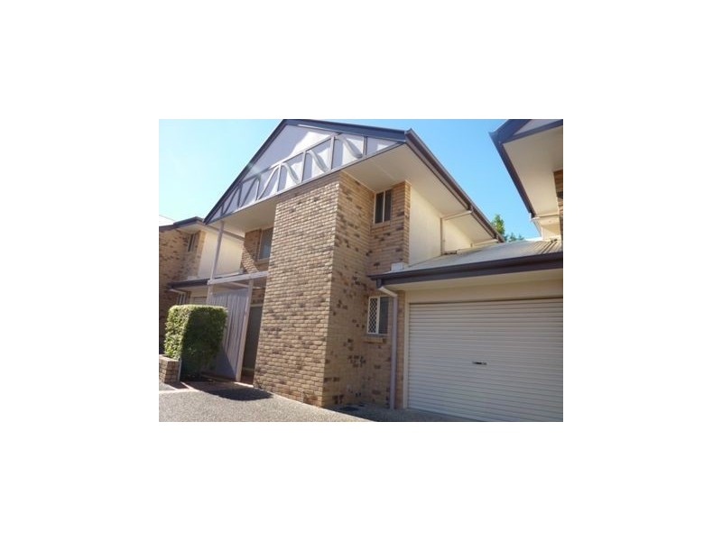 2/27 Norman Street, Annerley QLD 4103