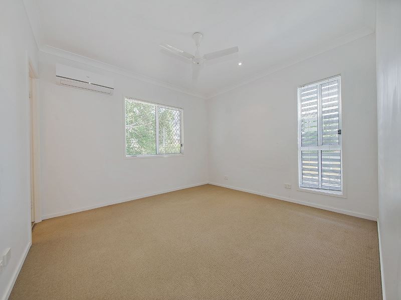 4/96 Dickenson Street, Carina QLD 4152