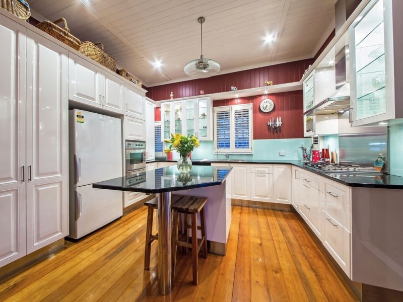 69 Wellington Street, Coorparoo QLD 4151