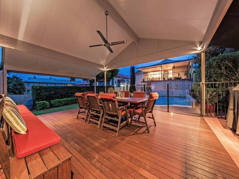 69 Wellington Street, Coorparoo QLD 4151