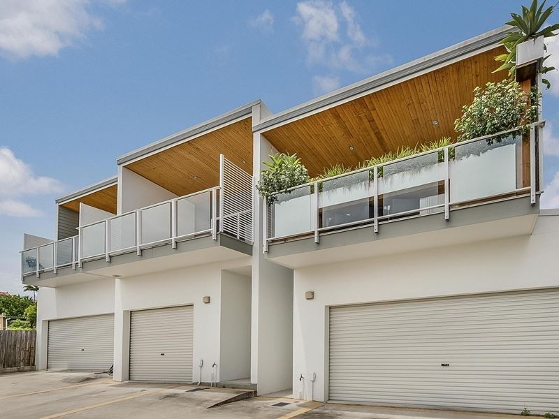 2/55 Douglas Street, Greenslopes QLD 4120