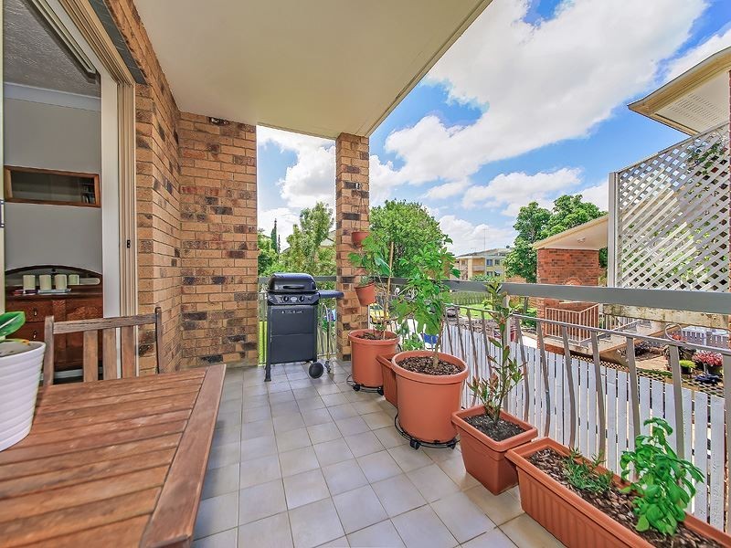 2/38 Rutland Street, Coorparoo QLD 4151