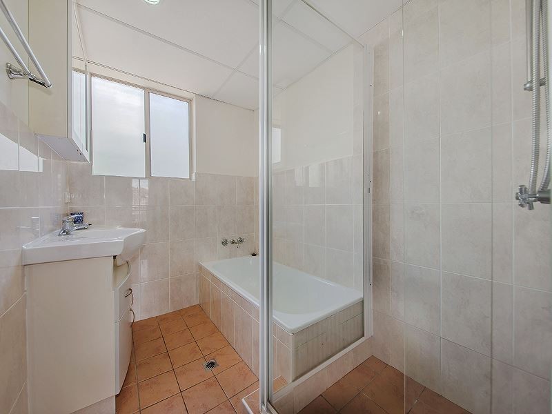 2/38 Rutland Street, Coorparoo QLD 4151