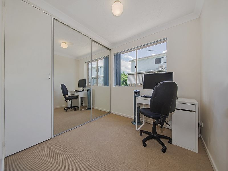 2/38 Rutland Street, Coorparoo QLD 4151