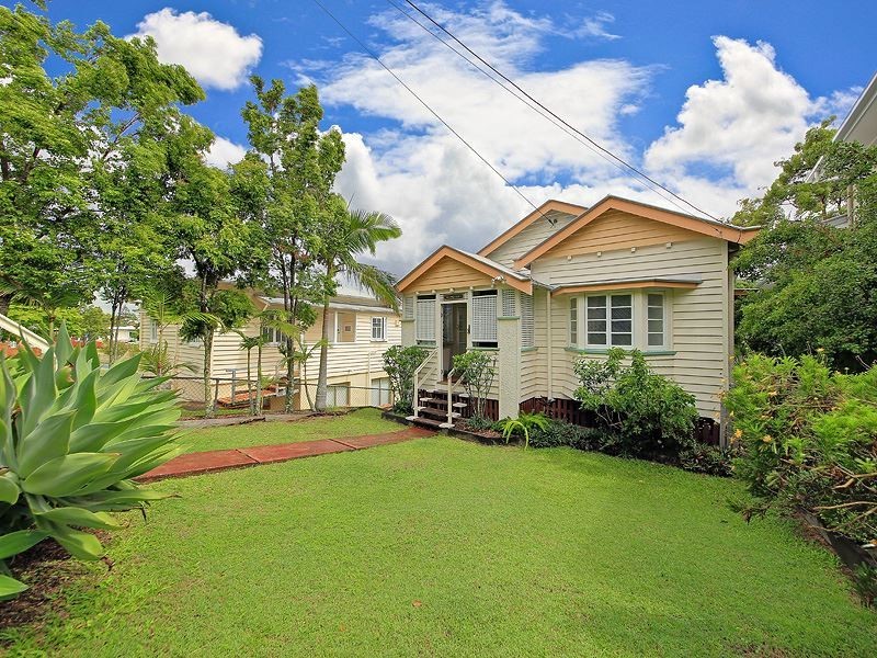 22 Oxley Drive, Holland Park QLD 4121