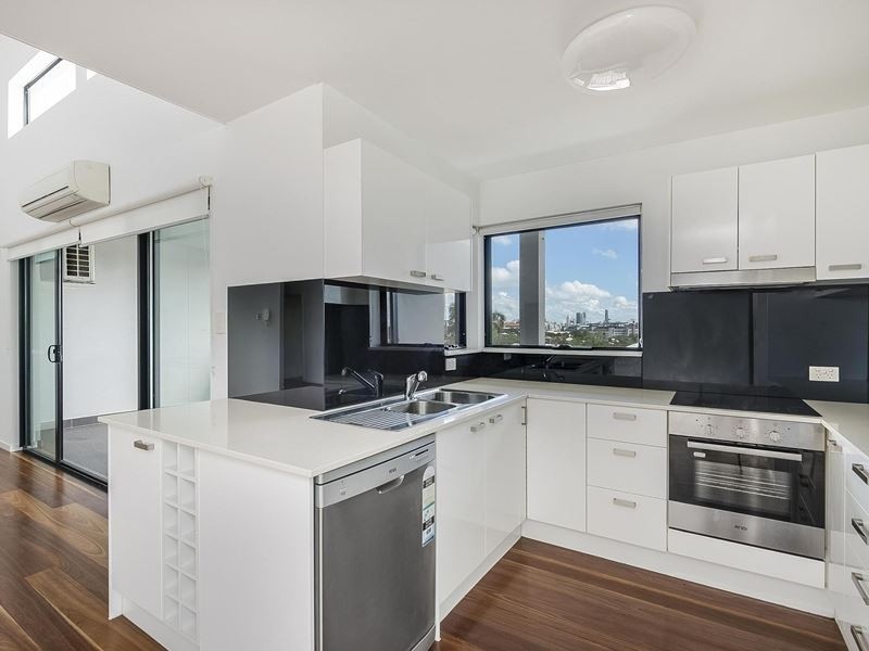 8/7 Ivanhoe Street, Annerley QLD 4103