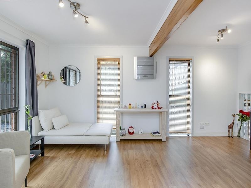 39 Woodville Place, Annerley QLD 4103