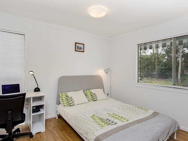 39 Woodville Place, Annerley QLD 4103