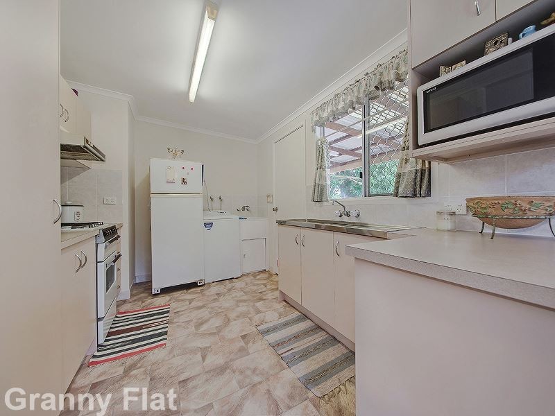 30 Gatling Road, Cannon Hill QLD 4170